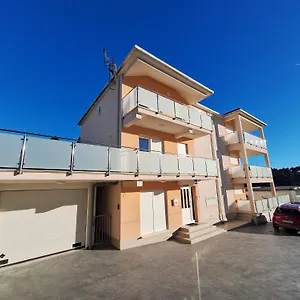  Apartment Valjan