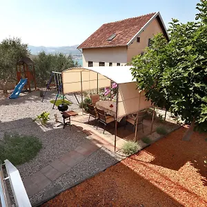 Mandaric Apartman